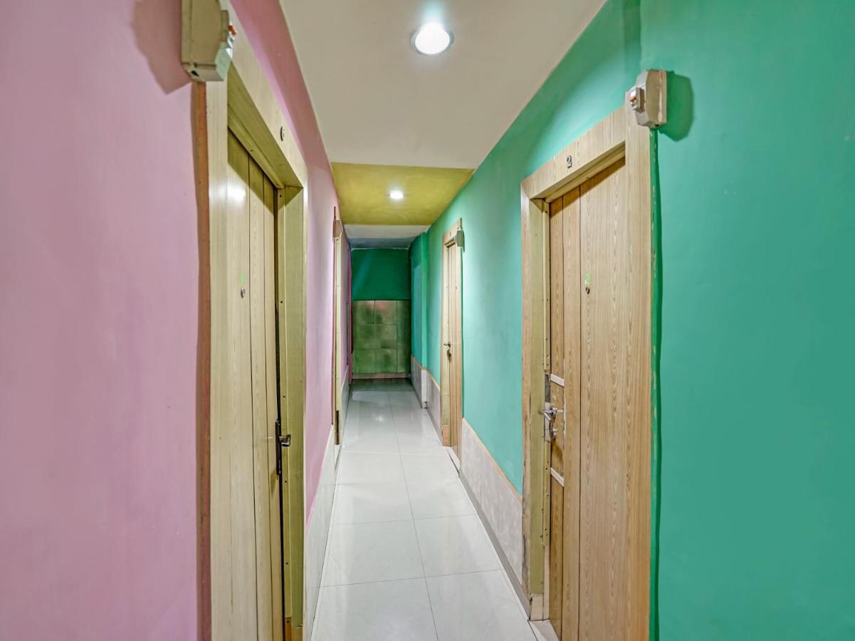 Oyo 90158 Hotel Lendosis Perintis Kemerdekaan Palembang Esterno foto