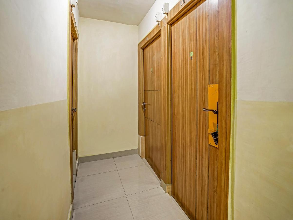 Oyo 90158 Hotel Lendosis Perintis Kemerdekaan Palembang Esterno foto