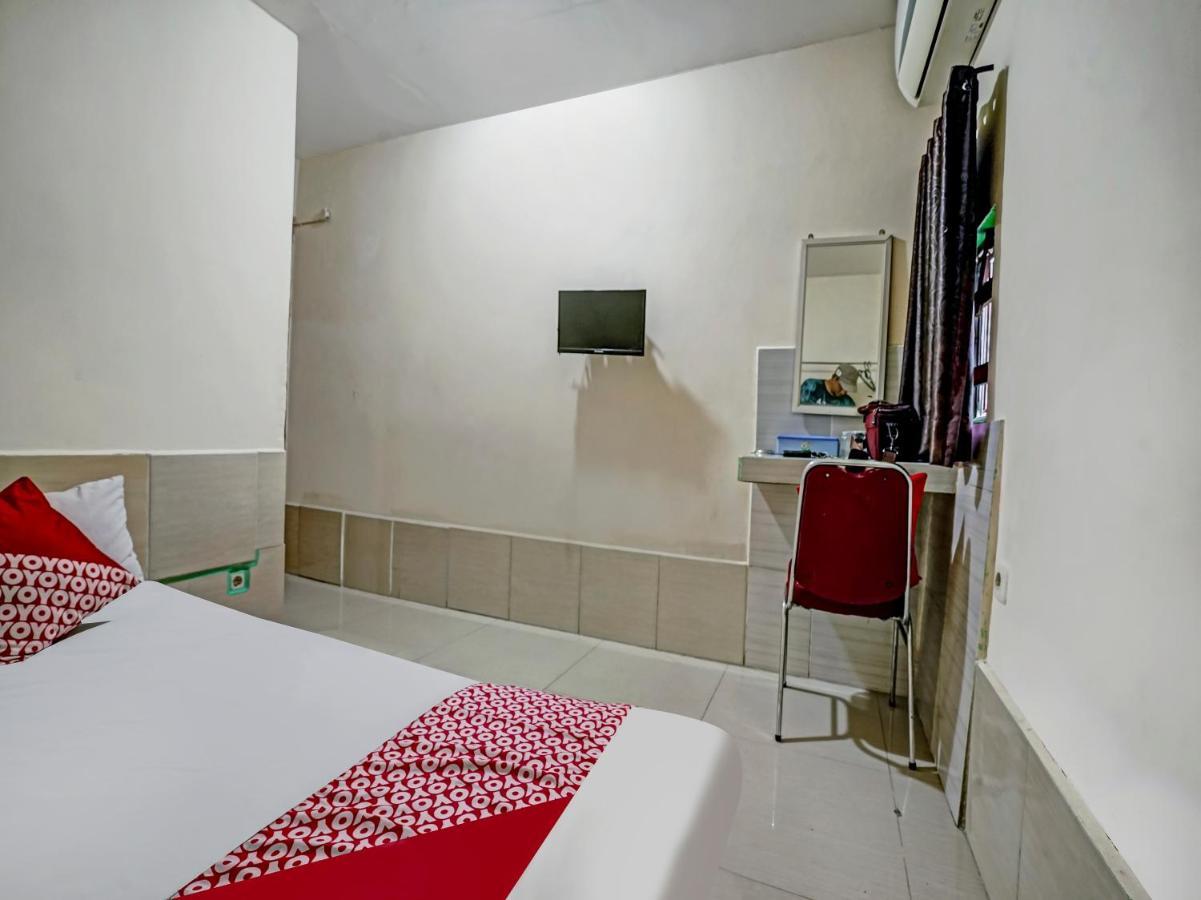 Oyo 90158 Hotel Lendosis Perintis Kemerdekaan Palembang Esterno foto