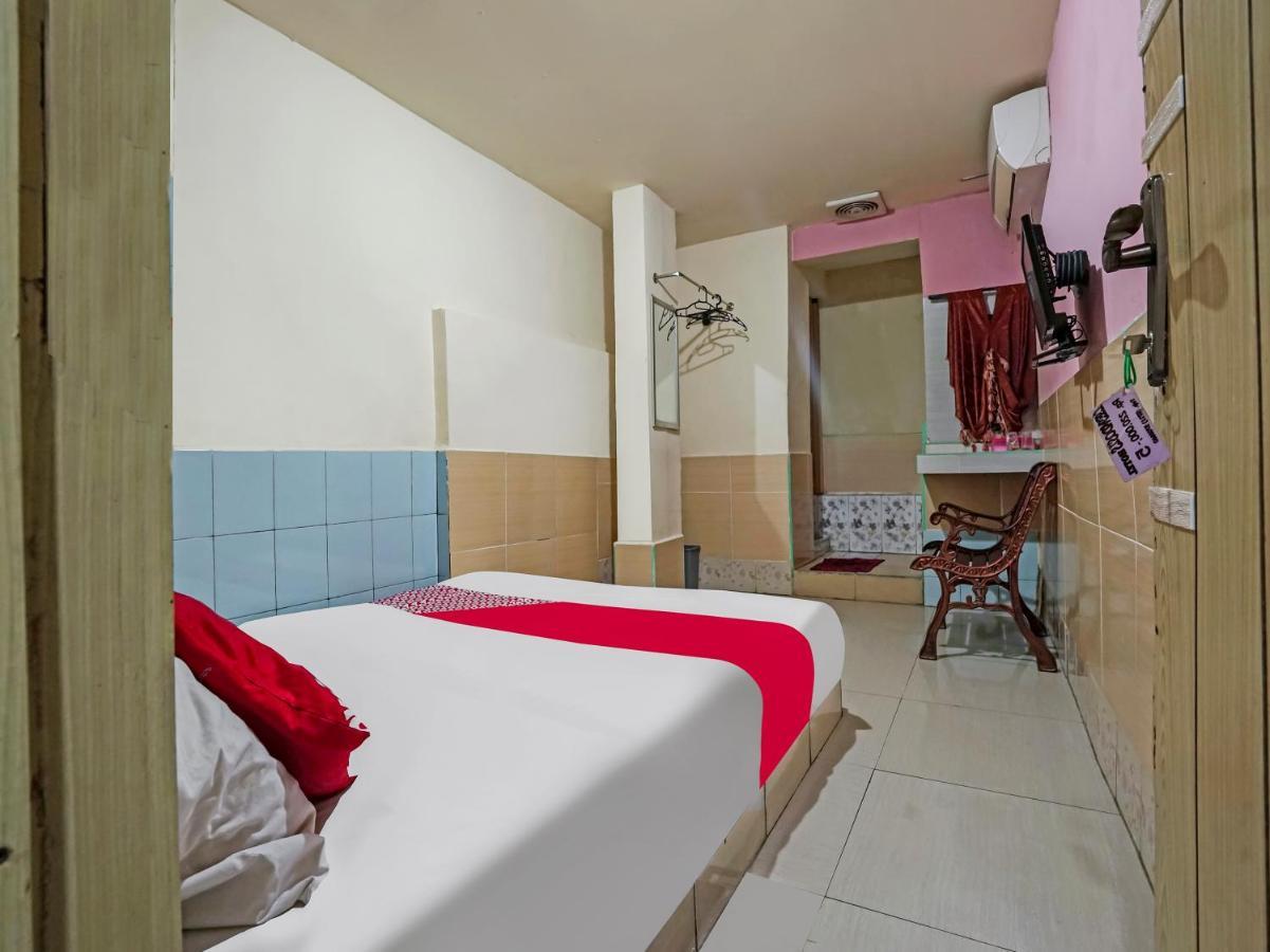 Oyo 90158 Hotel Lendosis Perintis Kemerdekaan Palembang Esterno foto