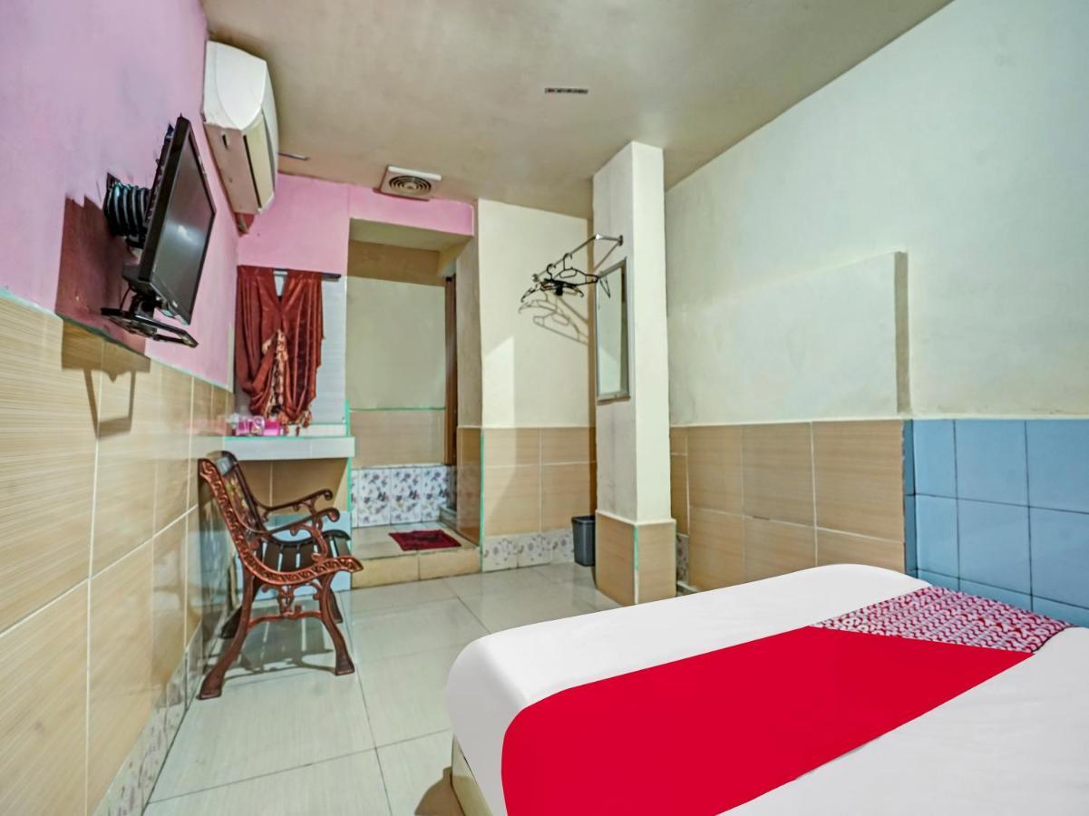 Oyo 90158 Hotel Lendosis Perintis Kemerdekaan Palembang Esterno foto