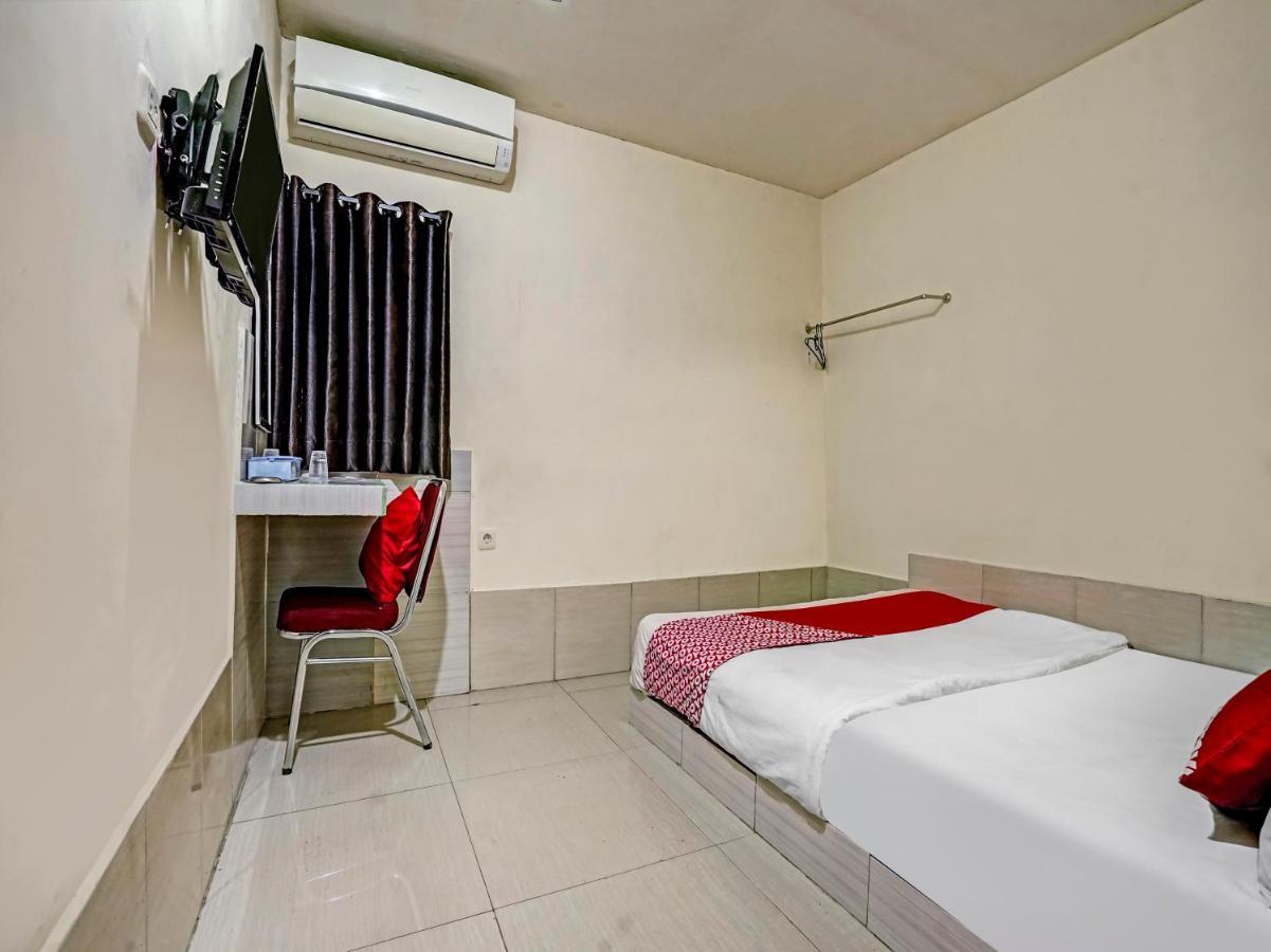 Oyo 90158 Hotel Lendosis Perintis Kemerdekaan Palembang Esterno foto